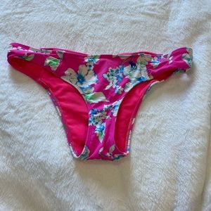 bathingsuit bottoms